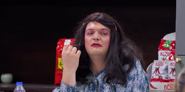 Kjo është bashkëshortja e aktorit që e luan rolin e “Tevides”