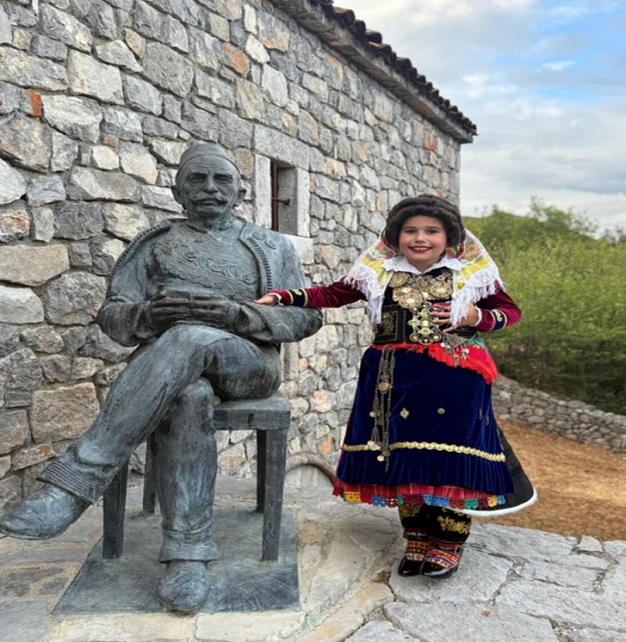 Albana e vogël, një artiste me tradita të mëdha