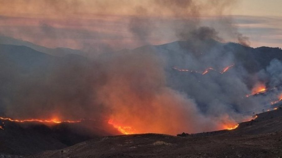 Shumë vende të Evropës ende nën mëshirën e zjarreve