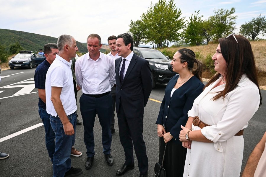 Kurti: Mbi 8 milionë euro investime në infrastrukturën rrugore të Vitisë