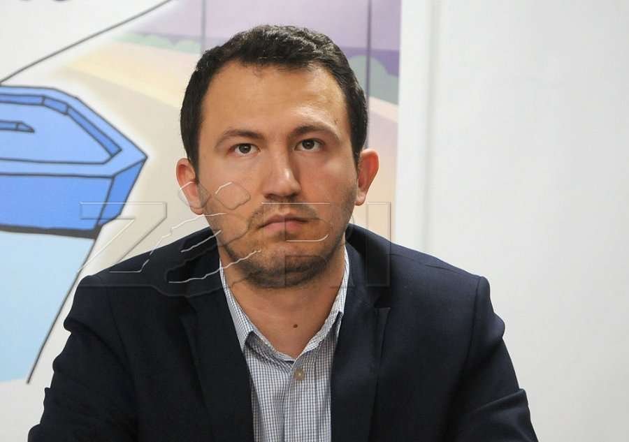 Krasniqi: Albulena Haxhiu ka dështuar pesë herë, LVV-ja tash duhet ta propozojë një kandidat tjetër