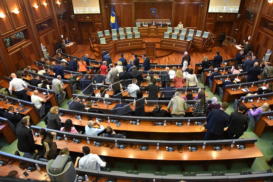 Kryeziu-Hyseni: Seanca e sotme e shpërfaqi koordinimin mes PDK-së, LDK-së, Listes Serbe dhe AAK-së
