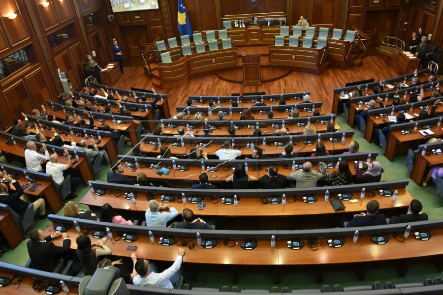 Cakolli: Situatë e re pas aktgjykimit të Kushtetueses, por bllokada vazhdon në Kuvend