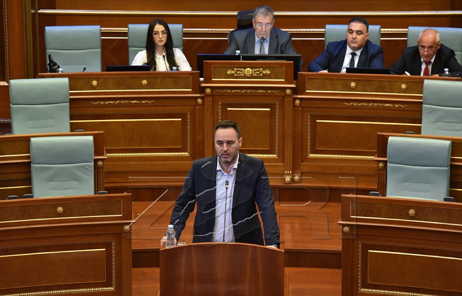 “LVV-ja po e bllokon Kuvendin me propozime të emrave që e di se nuk kalojnë”