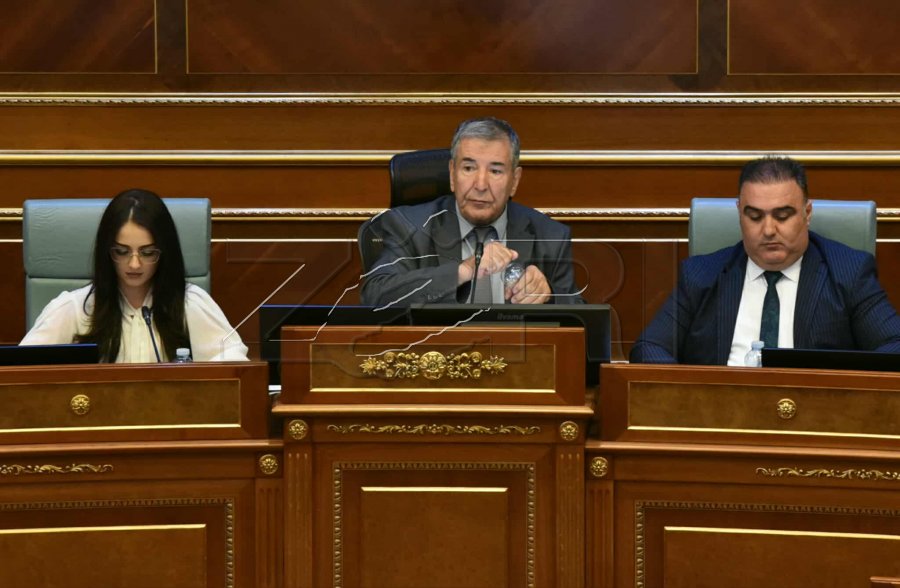 “Veç rri ti, veç rri, edhe unë po i dëgjoj sikur ti qysh i dëgjon”, momenti kur Dehari shpërfilli kërkesën e PDK-së