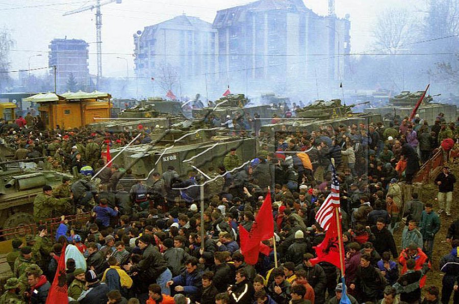 Pse u mbyll Ura e Ibrit dhe a synohej ndarja e Kosovës?, flet për herë të parë ish-zëdhënësi i NATO-s Jamie Shea