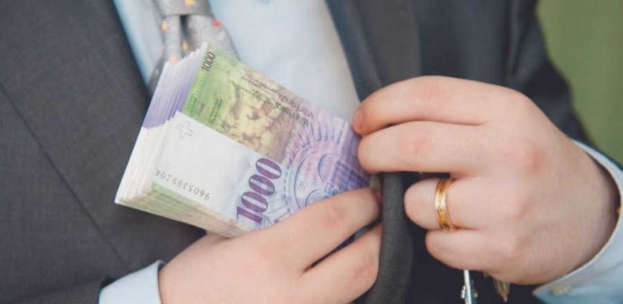 Në Zvicër janë 2000 milionerë shqiptarë kryesisht nga Kosova, me 10 mijë kompani në territorin helvetik