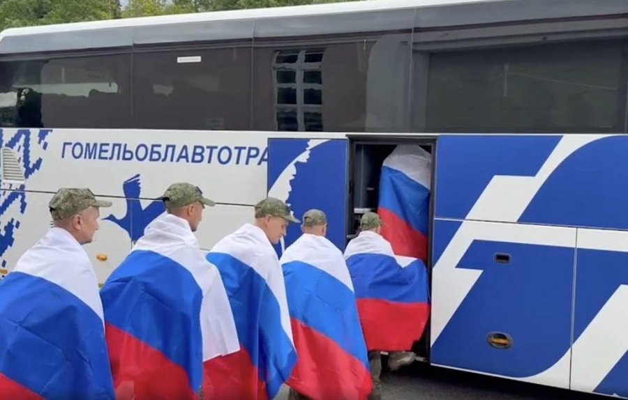 Rusi e Ukraina shkëmbejnë nga 146 të burgosur nga të dy palët