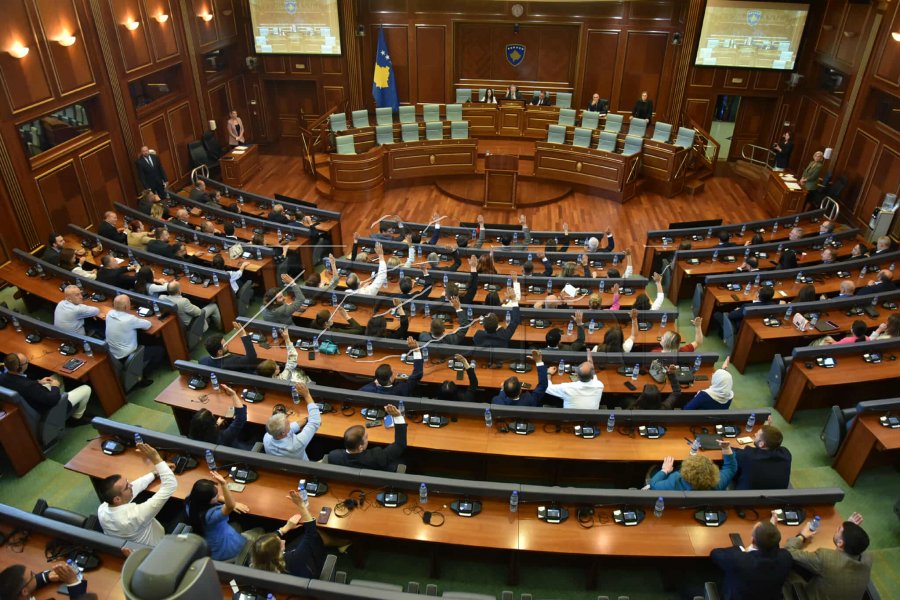 Deputetët sërish sot tentojnë konstituimin e Kuvendit të Kosovës