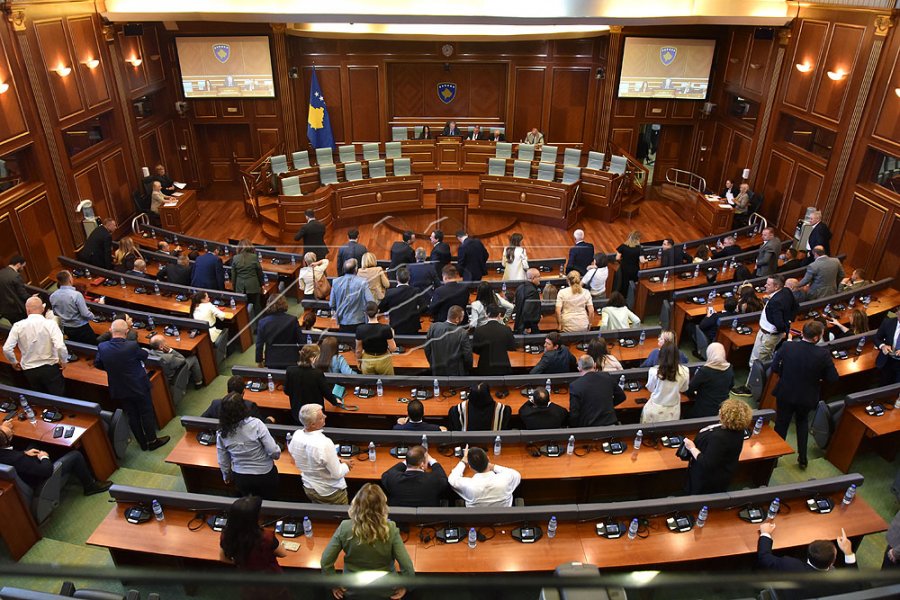 Osmani thirrje partive politike për marrëveshje: Bota nuk do të na pres