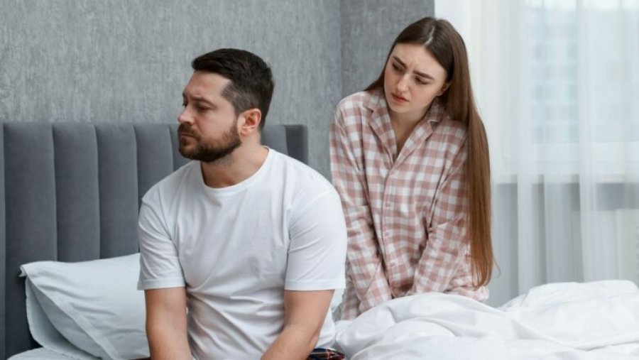 Pesë zakone të partnerëve të papjekur emocionalisht