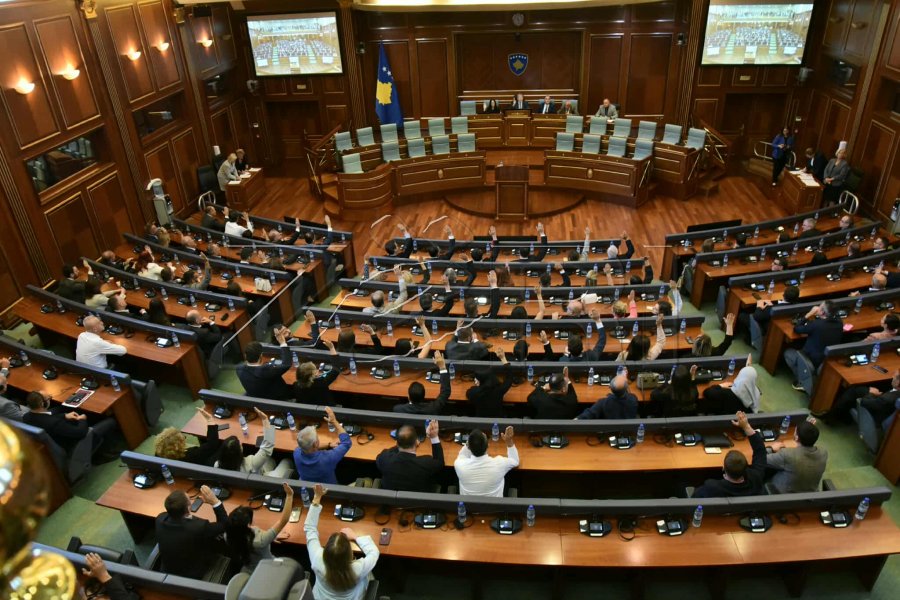 Brahimaj  Jam penduar që votova për Dimal Bashën kryeparlamentar