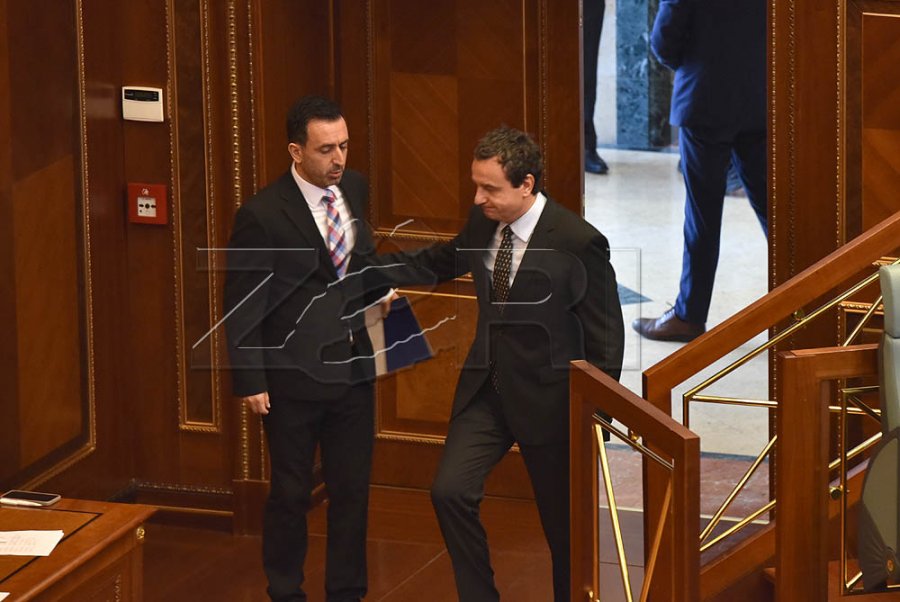 Krasniqi: LVV-ja ngritet duke u distancuar nga UÇK-ja, Basha është fytyra e tyre e vërtetë