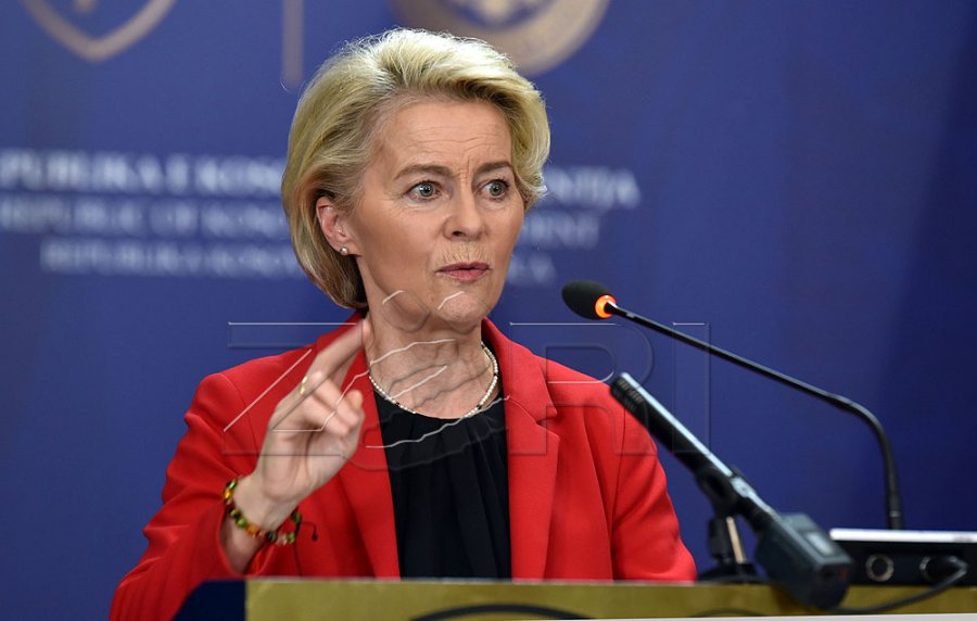 Von der Leyen e indinjuar për viktimat në Ukrainë dhe sulmin ndaj Zyrës së BE-së