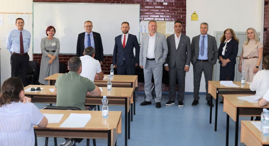 Mbahet testi kualifikues i kandidatëve për prokurorë