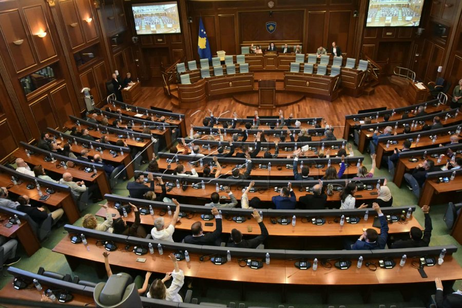 Hoxha: Shtyrja e afateve duket se ka qenë qëllimi fillestar i LVV-së