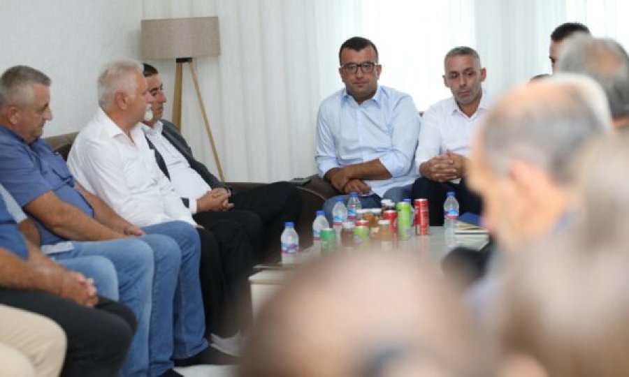 Ilir Ferati viziton Studenicën: Kemi projekte konkrete që i japin fshatit jetë