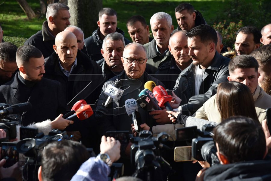 S’ka qarkullim të autobusëve në Prishtinë pa u alokuar paratë, protestuesit këmbëngulin të dalin mjetet