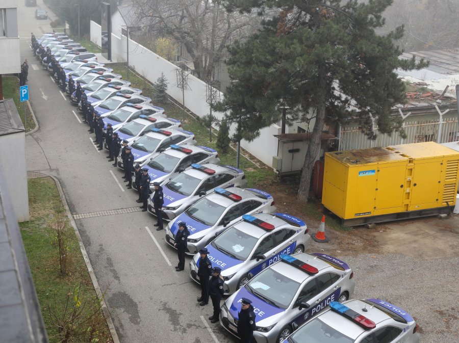 Policia bëhet me 41 vetura të reja