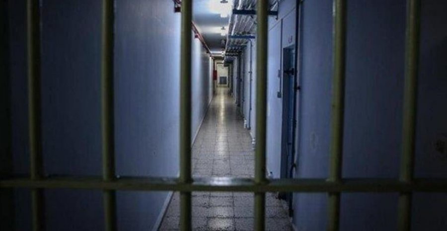 Britania e Madhe liron gabimisht edhe 12 të burgosur, dy ende në arrati