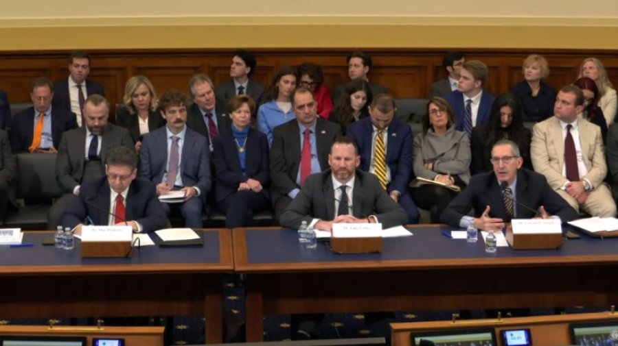 Në Komitetin për Punë të Jashtme  SHBA së i kërkohet të ndërrojë qasjen  e pabalansuar  ndaj Kosovës