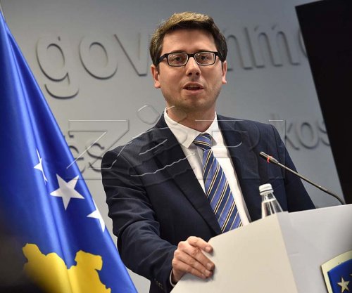 Murati thotë se kosovarët i kanë dy miliardë euro më shumë në banka se para pesë vjetësh