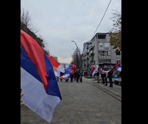 Me thirrjet “Fitore” dhe “Serbia”, festohet në Mitrovicën e Veriut pas betimit të kryetarit të ri