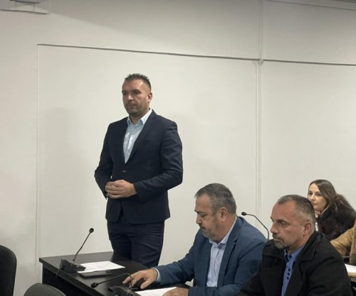 Betohet edhe kryetari i Zubin Potokut, Millosh Peroviq