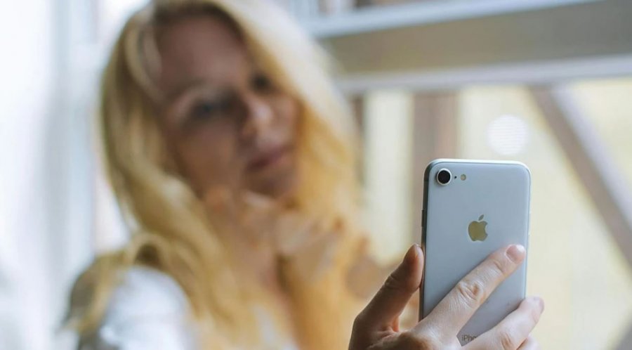 Rusia bllokon Snapchat, së bashku me Roblox dhe FaceTime