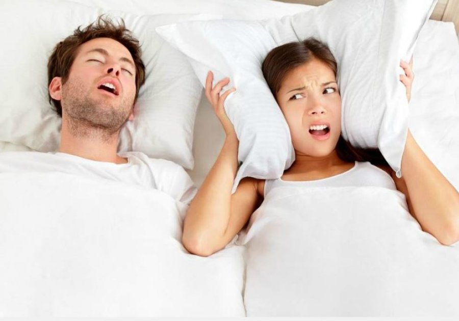 Pse gërhasim dhe si mund të kurohet?