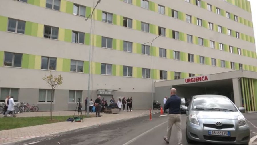 Detaje të reja rreth vdekjes së 15-vjeçarit: U vra për një koment, u qëllua 4 herë me thikë nga bashkëmoshatari [video]