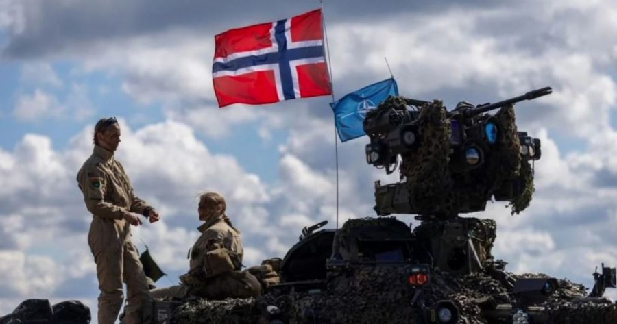 norvegjia-po-riarmatoset-blen-dy-nendetese-dhe-raketa-me-rreze-te-gjate-veprimi