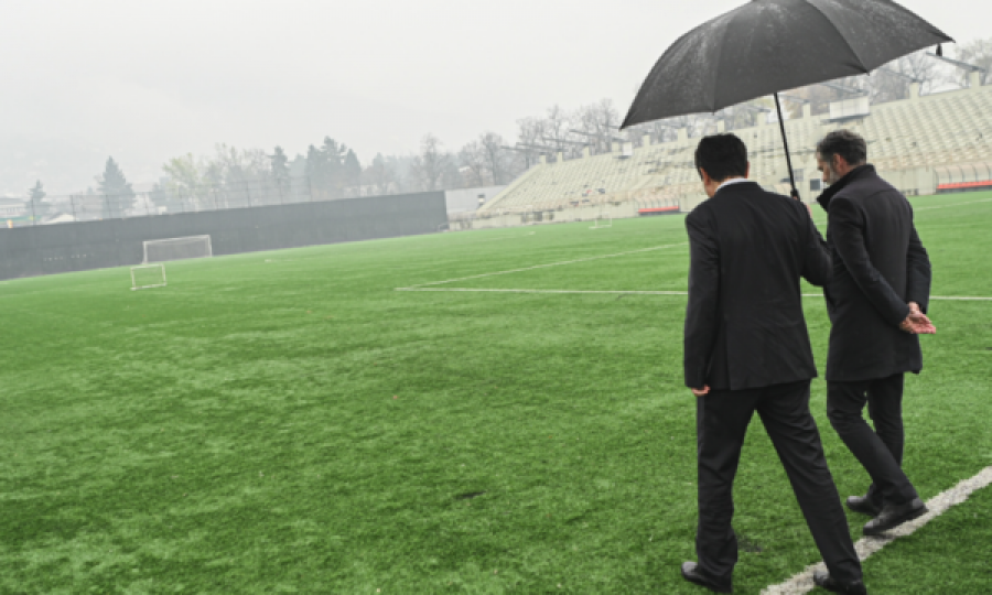 Kurti: Mbi 12 milionë euro për transformimin e tërësishëm të stadiumit të Prizrenit
