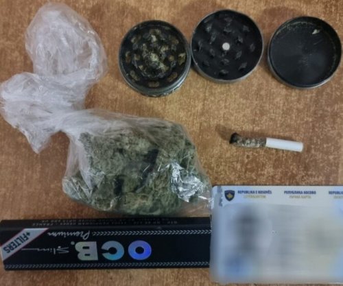 Ndalohet një 21-vjeçar në Kaçanik, iu gjet drogë në veturë