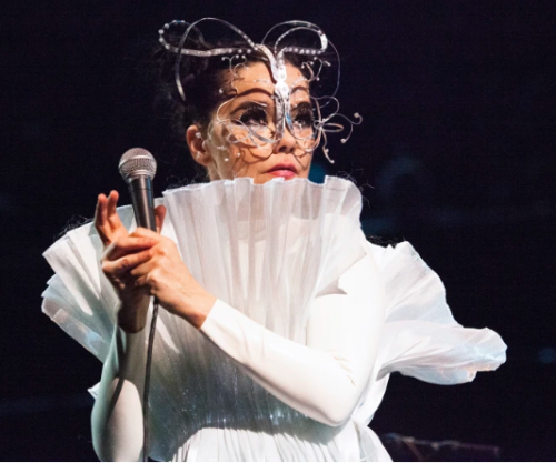 Bjork i bën thirrje shtetit të saj të tërhiqet nga Eurovisioni për shkak të Izraelit