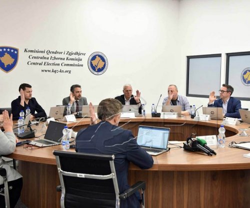 Anëtarja e KQZ-së, Mufera Srbica Sinik, paralajmëron dorëheqjen: Kam votuar kundër ligjit nën presion