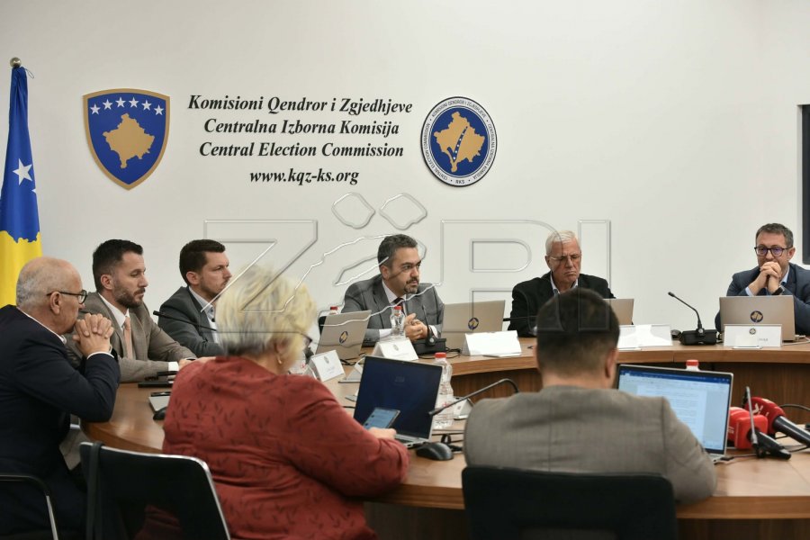 Anëtarja e KQZ-së nga KDTP-ja paralajmëroi dorëheqje, Kryeziu: Alarm serioz për procesin zgjedhor