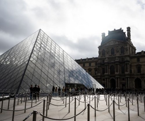 Nuk kanë fund telashet për Luvrin, rrjedhja e ujit dëmton me qindra vepra