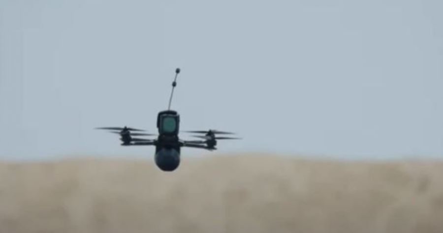 Dronë mbi një bazë të inteligjencës ushtarake franceze