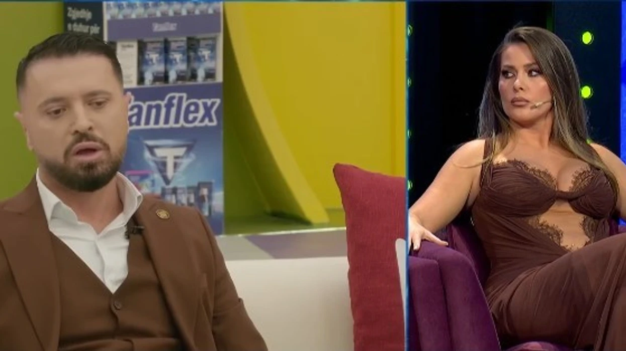 olta-labit-si-ka-mundesi-te-kesh-fobi-ujin-kur-ti-ke-pishine-ne-shtepi