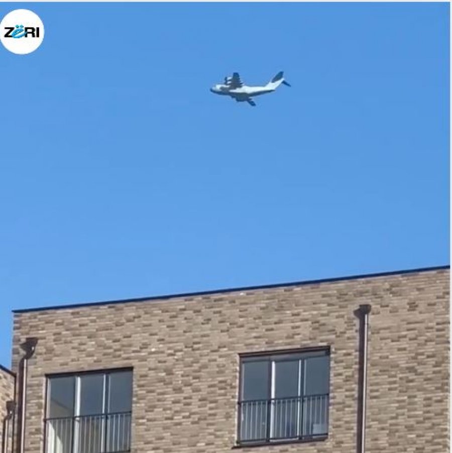 Mësohet se çfarë ishte aeroplani që u pa për disa orë në qiellin e Prishtinës