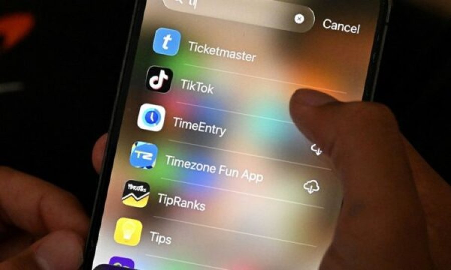 Vendimi i shtetit  të gjithë të rinjtë nën 16 vjeç në Australi nga sot pa rrjete sociale
