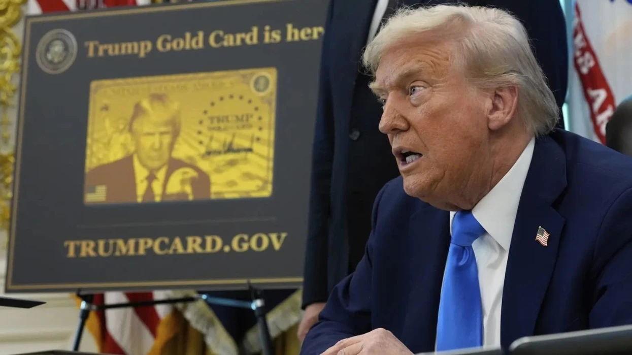 Trumpi lanson  vizën një milion dollarëshe  Gold Card  