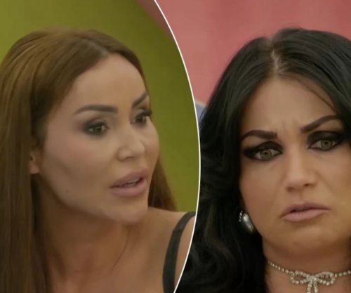 Eskalon debati mes Fjollës dhe Shkurtës në spektaklin e së premtes: Po tenton me përfitu nga familja [video]