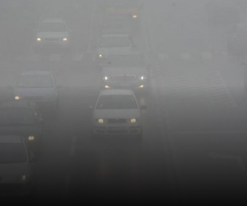 Policia e Kosovës apelon për kujdes: Mjegulla paraqet rrezik për shoferët