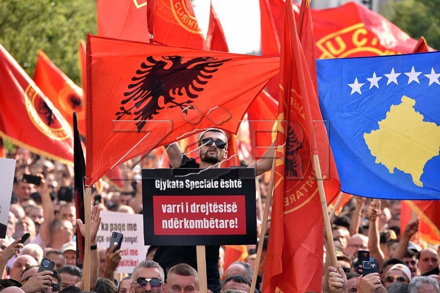 Syla  Nuk kemi garanci kufitare  pjesëmarrja në protestë mbetet individuale