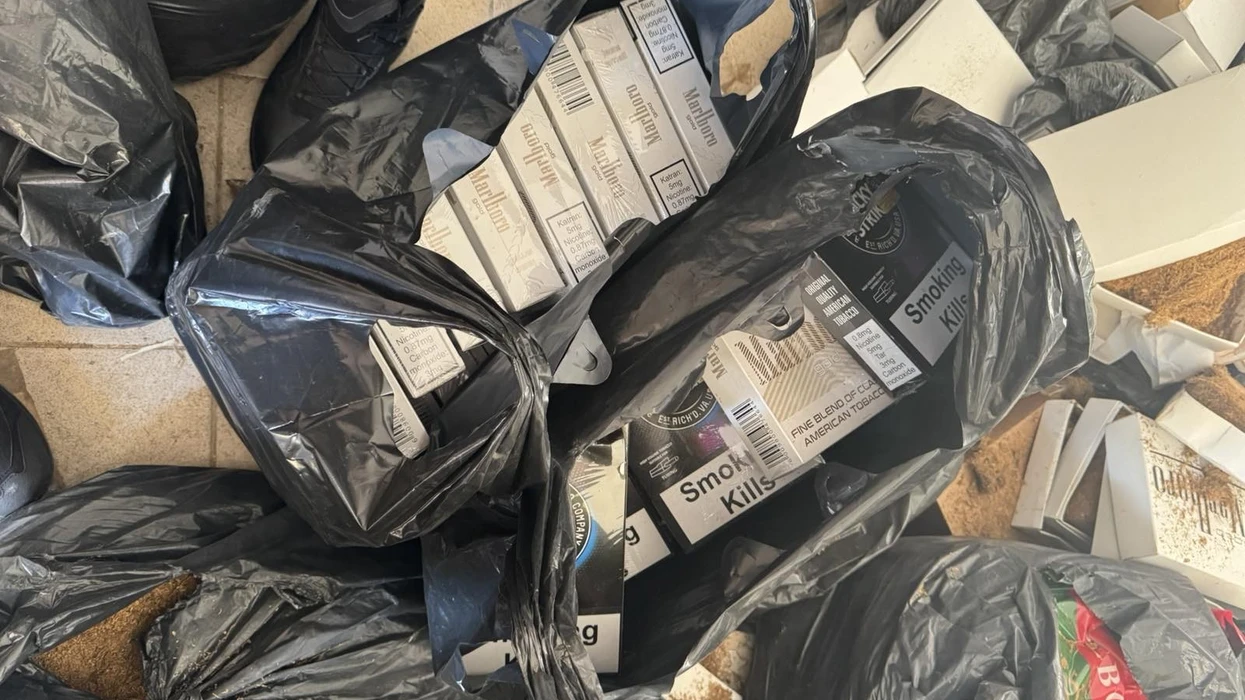 Dogana dhe policia konfiskojnë mbi 250 kg duhan dhe 1200 kg mjaltë në Prishtinë