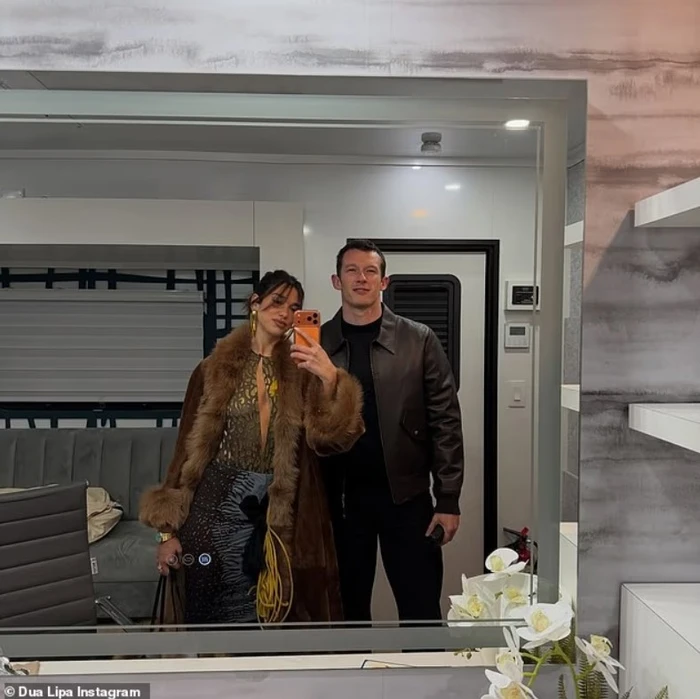 Dua Lipa dhe Callum Turner shijojnë kohë së bashku në New York pas përfundimit të turneut