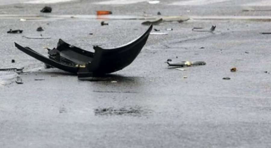 Aksident trafiku mes tri veturave në  autostradën “Ibrahim Rugova”, lëndohen dy persona