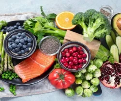 Shkencëtarët zbulojnë përfitimin e madh për zemrën që fshihet në ushqimet e përditshme